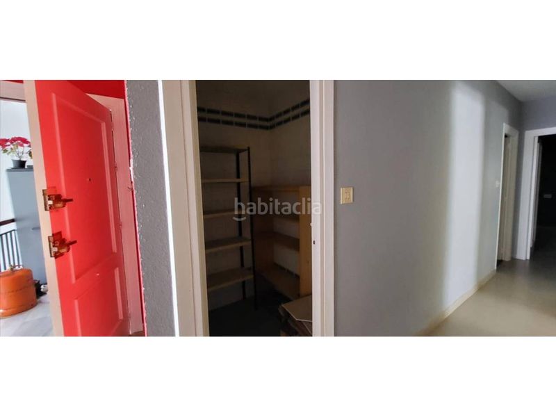 Foto 4f90fe74-ac43-4b8c-8cde-c7e481e6c03b. Pis a Centro Salobreña