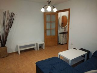 Rent Flat  Calle poeta zorrilla. Piso en alquiler en zaidínvergeles