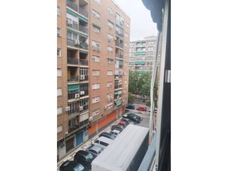 Miete Etagenwohnung  Calle poeta zorrilla. Piso en alquiler en zaidínvergeles