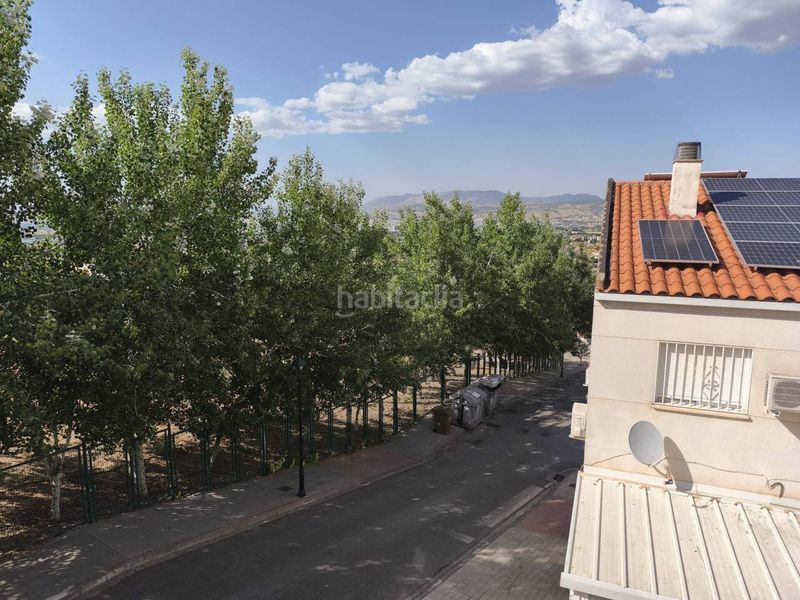 Foto 23a07f7d-f294-40eb-8094-777a633f2c25. Casa amb aparcament a Ogíjares