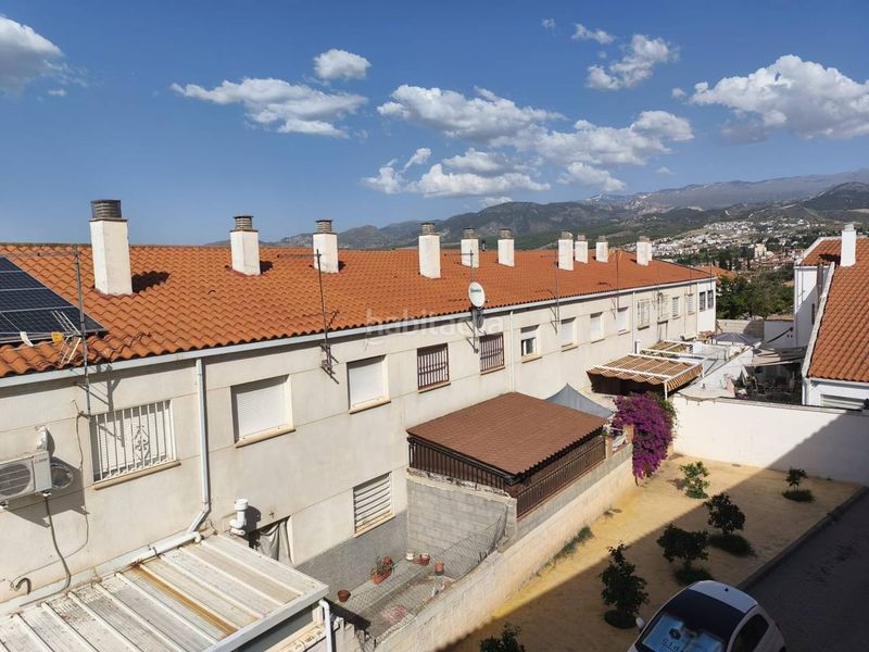Foto 85d55b09-f203-49c3-879d-039ca46c42a2. Casa amb aparcament a Ogíjares