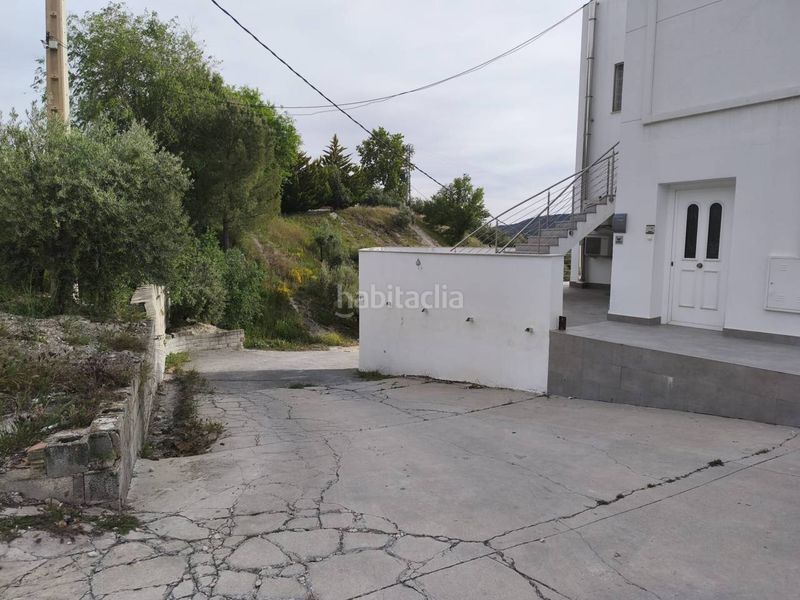 Foto 0f12d973-f000-4f16-8a80-a748f1a23d45. Affitto edificio in Moclín