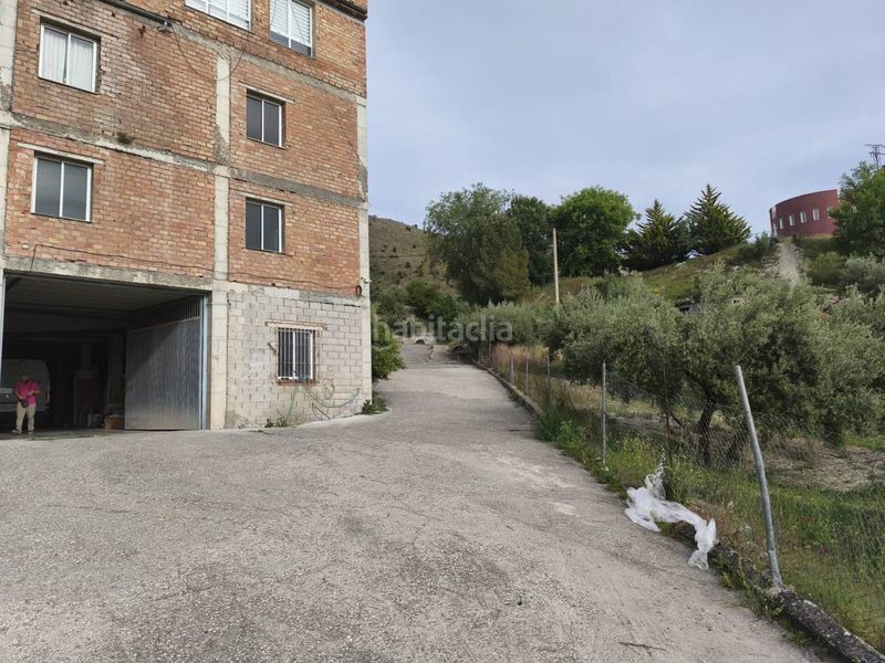 Foto ba7e8a3a-654e-4720-b6ad-d9e77f8c1d27. Affitto edificio in Moclín