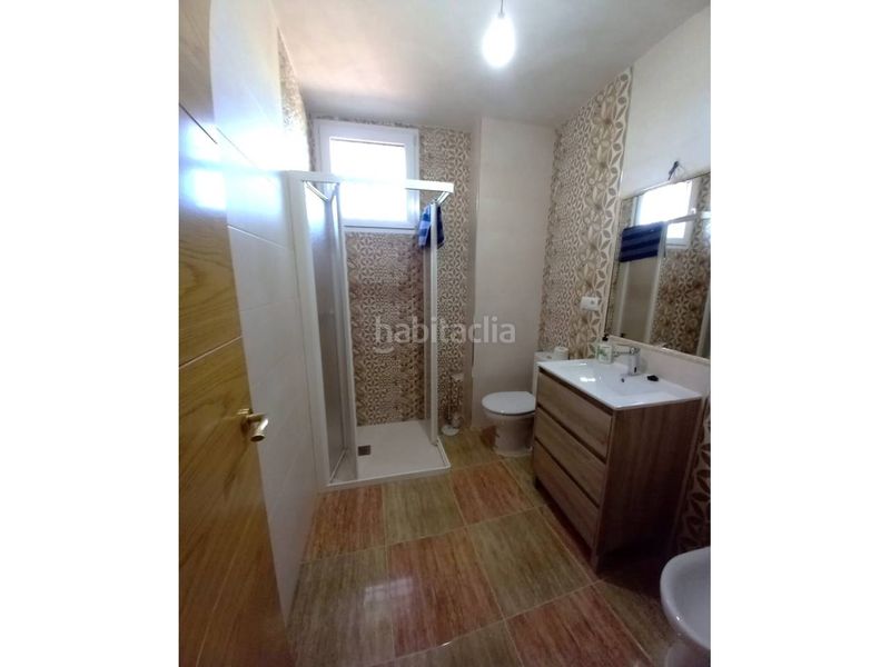 Foto 360ab4d8-d025-4625-b30e-b4356a760590. Casa adosada  en venta con jardín en Benalúa de las Villas