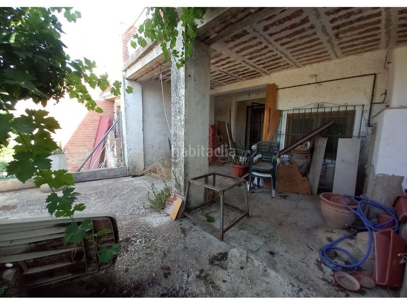 Foto 965ecef3-5d84-4efd-9e7d-5a7ead7636be. Casa adosada  en venta con jardín en Benalúa de las Villas