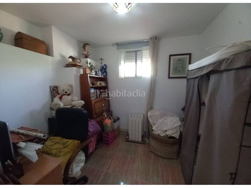 Foto df5ad80a-f03a-4a04-9191-e6ec06ccb5eb. Casa adosada  en venta con jardín en Benalúa de las Villas