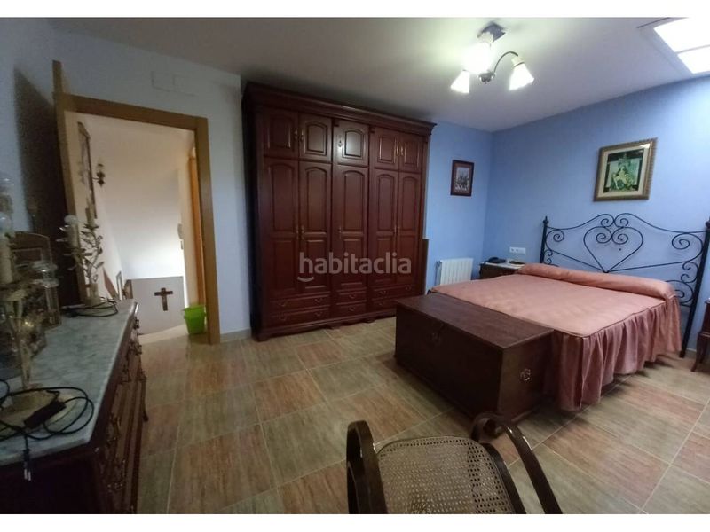 Foto fe8149b8-be97-4735-91b1-20f876bce00b. Casa adosada  en venta con jardín en Benalúa de las Villas