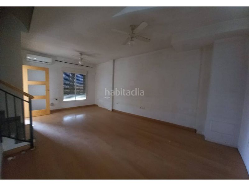 Foto f415ae5f-777b-42ac-aecc-a42f8db7d1f2. Casa amb aparcament a Santa Fe