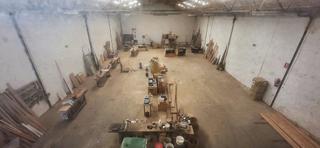 Fabrikhalle  Calle metal