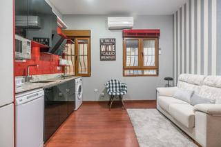 Etagenwohnung  Calle voluntarios macabebes. Oportunidad en legazpi! vivienda reformada con inquilino