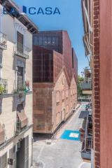 Etagenwohnung  Calle de almadn. Exterior, con encanto y listo para transformar en el barrio de l