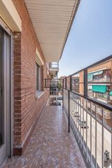 Appartement  Calle san basilio. Oportunidad de reforma con terraza y gran potencial en madrid