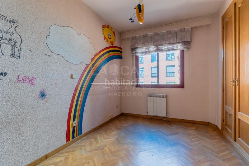 Foto 562c1eca-ab61-4b27-a8d0-8674a1f12691. Piso en Imperial Madrid