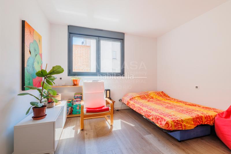 Foto b6f08713-d5fe-4b0c-8b42-4fe893130971. Piso en Niño Jesús Madrid