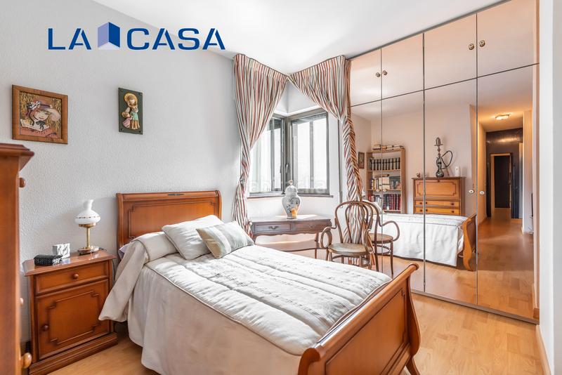 Foto 4746b4cd-ea02-486b-9cc6-e4bc7ff4cb1d. Piso espectacular piso en venta en ronda de atocha! en Madrid