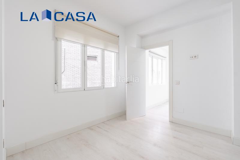 Foto 10c9fff1-9e97-4eb7-9035-792d8a7ffa14. Alquiler piso en Acacias Madrid