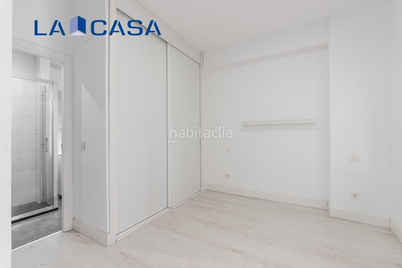 Foto f535992f-e2eb-48f0-867f-0a8f3854ec92. Alquiler piso en Acacias Madrid