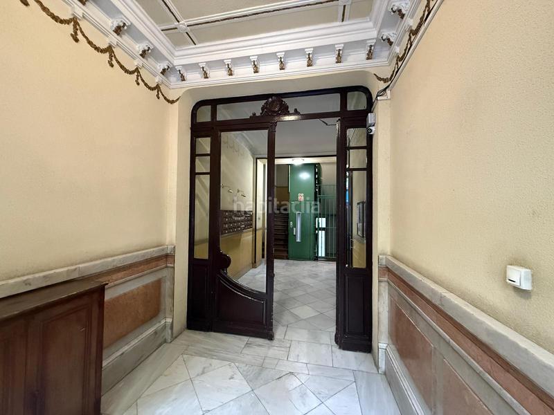 Foto f09ab306-ec6e-48b9-9d34-d70f11a6f413. Pis a Embajadores-Lavapiés Madrid