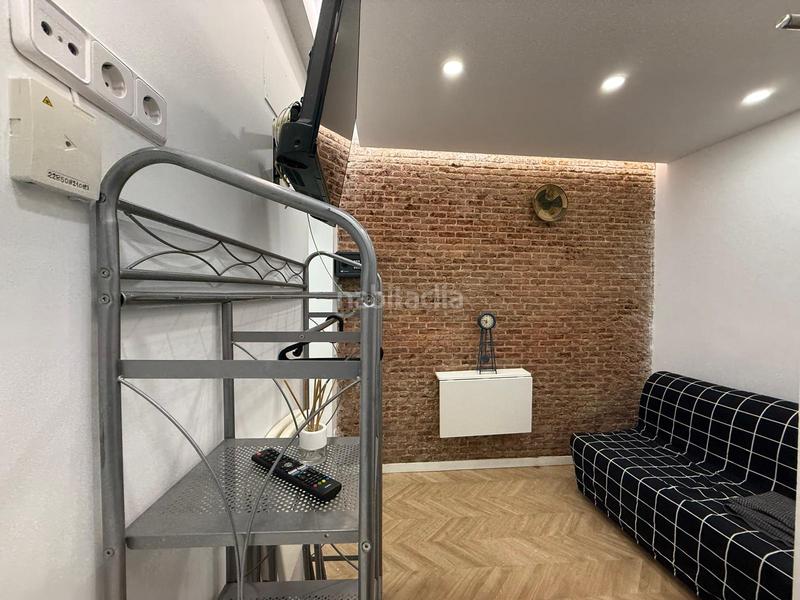 Foto f8d63834-6cae-4744-a35b-1120e04a5e12. Pis a Embajadores-Lavapiés Madrid