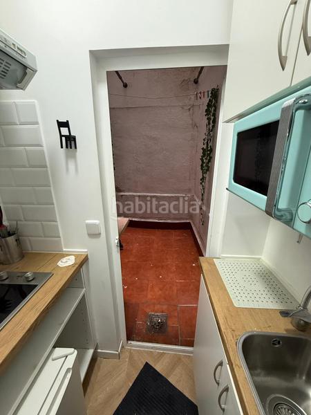 Foto c5fc98c7-c2a9-4163-ad89-0c961f4cb788. Piso en Embajadores-Lavapiés Madrid