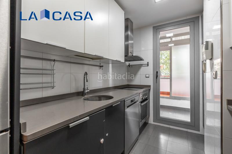 Foto b4922624-3b0d-4957-b381-2a3eb1544512. Affitto appartamento con parcheggio piscina in Legazpi Madrid