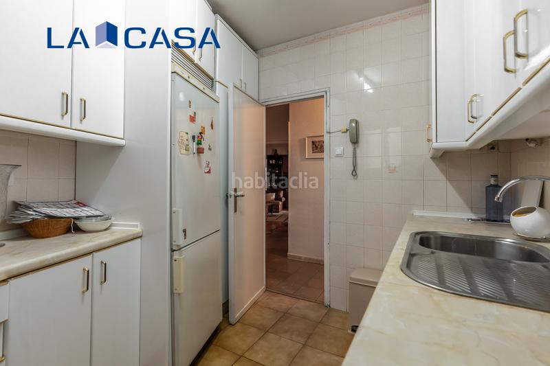 Foto b596d890-4b54-450b-9beb-602d67341e06. Flat with heating in Delicias Madrid