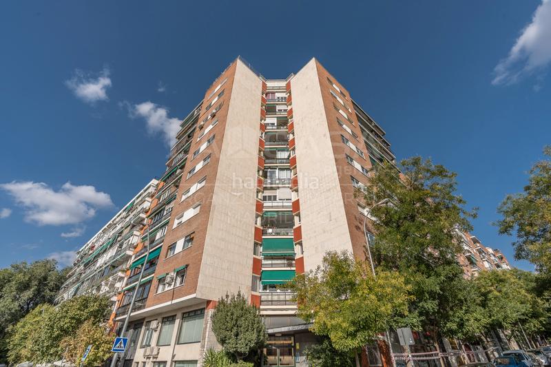 Foto b2ddae45-629f-4279-b220-983bbedded66. Piso en Imperial Madrid