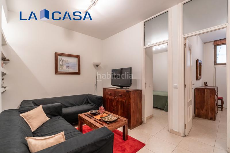 Foto afced03a-8c78-43fd-849c-5014566e84b0. Planta baixa a Arapiles Madrid