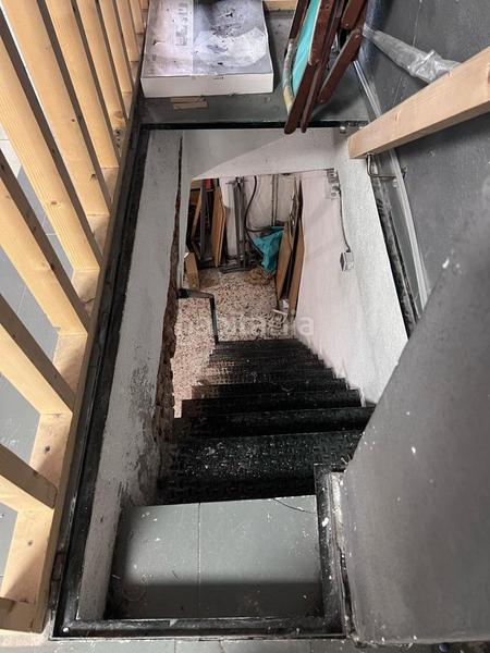 Foto 8cbcd045-bd2f-4cb5-ac1b-eb8b8858f694. Local comercial en Embajadores-Lavapiés Madrid