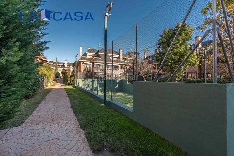 Foto 23d2a0d6-2ba8-4628-8602-e52392545e1b. Attico con riscaldamento parcheggio piscina in El Pinar-Punta Galea Rozas de Madrid (Las)