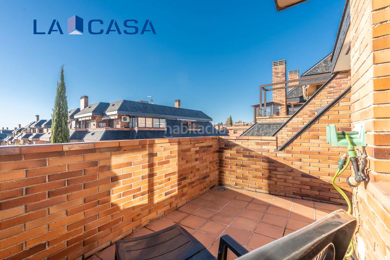 Foto 403d1698-2379-4f85-8a01-99a25e20834b. Attico con riscaldamento parcheggio piscina in El Pinar-Punta Galea Rozas de Madrid (Las)