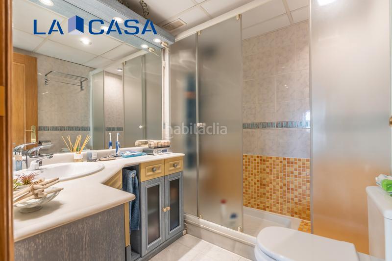 Foto f1a11b2d-3e7a-4c0e-8236-42c1f2664969. Attico con riscaldamento parcheggio piscina in El Pinar-Punta Galea Rozas de Madrid (Las)