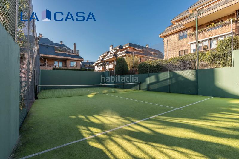 Foto 562da86e-294d-4b4f-9ef0-c2752ae27626. Dachwohnung mit heizung parking pool in El Pinar-Punta Galea Rozas de Madrid (Las)