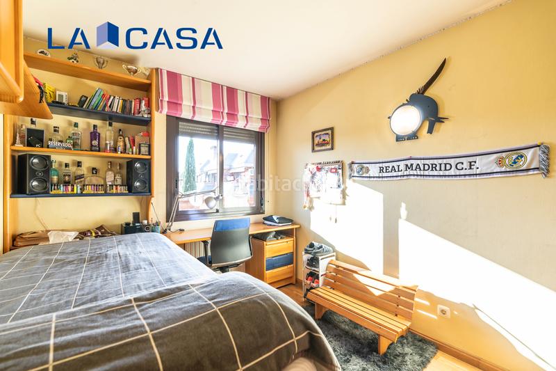 Foto eb5466c8-d1d2-4d71-8d95-da6cce9c6b4c. Dachwohnung mit heizung parking pool in El Pinar-Punta Galea Rozas de Madrid (Las)