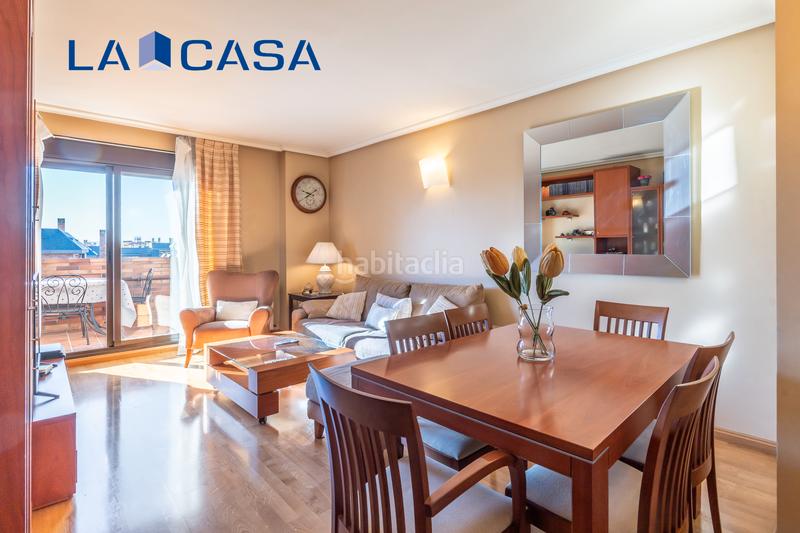 Foto 38c1b191-adb0-4b6b-8dac-5623cc8c4413. Penthouse with heating parking pool in El Pinar-Punta Galea Rozas de Madrid (Las)