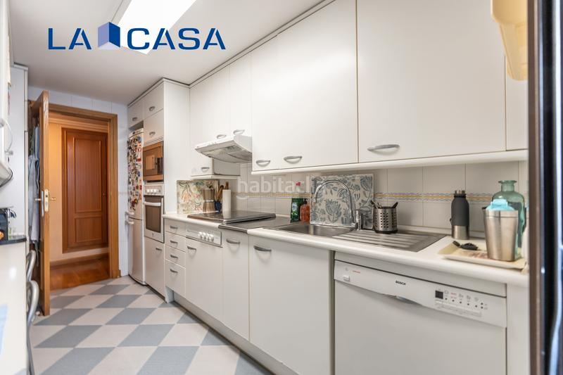 Foto 599e45f0-44aa-4b88-a59f-d62e8064a587. Penthouse with heating parking pool in El Pinar-Punta Galea Rozas de Madrid (Las)