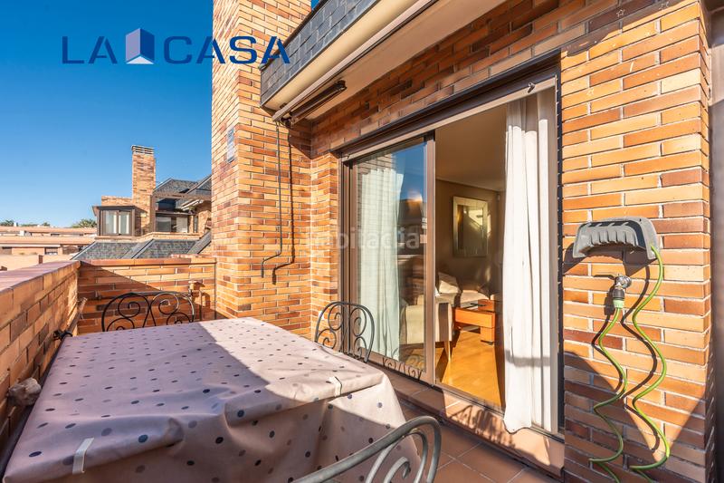 Foto 6656e087-1539-4d58-912b-3ae8b0e0b36b. Penthouse with heating parking pool in El Pinar-Punta Galea Rozas de Madrid (Las)