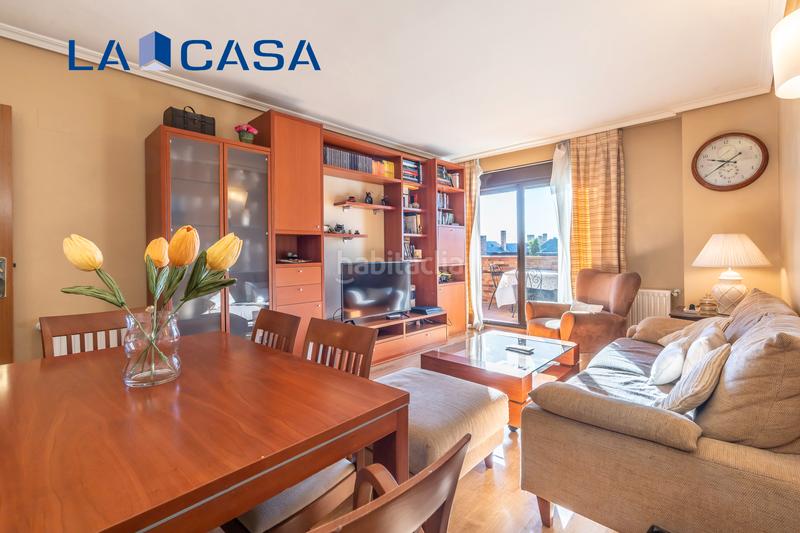 Foto c28081f6-d568-488e-994e-4f68f8440836. Penthouse with heating parking pool in El Pinar-Punta Galea Rozas de Madrid (Las)