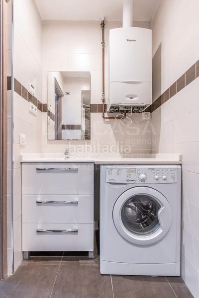 Foto ee35554d-bd2c-41eb-8fc1-e8fd98c385dc. Piso en Fuente del Berro Madrid