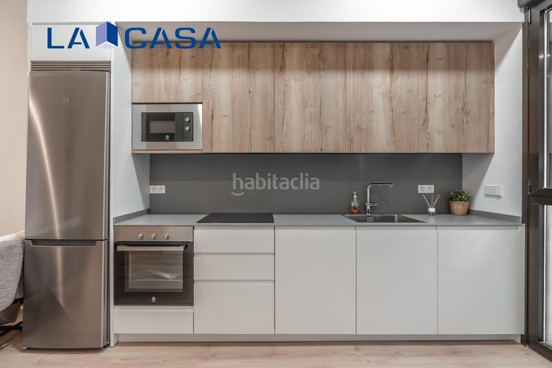 Foto 85ebe8be-6ff6-4af0-be0f-d9ec5d47f4fc. Rent flat in Legazpi Madrid