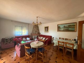 Chalet  Paseo del paisaje. Descubre tu nuevo hogar en este encantador chalet independiente