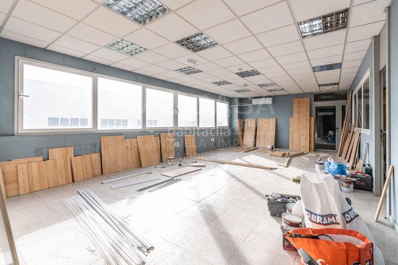 Foto bd218e81-cb43-4faa-82d9-18210b645886. Capannone industriale in Leganés norte Leganés