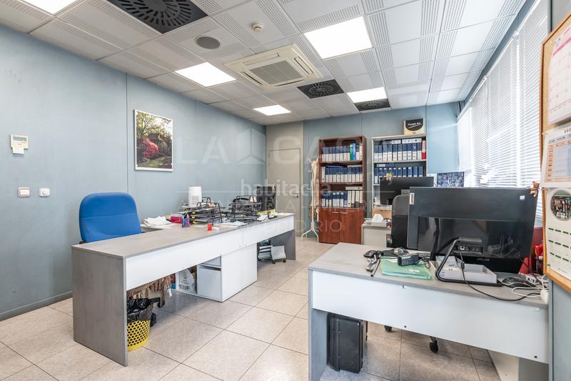 Foto f3789dbc-3a3d-49ae-ab1b-82255731015e. Industrial building in Leganés norte Leganés