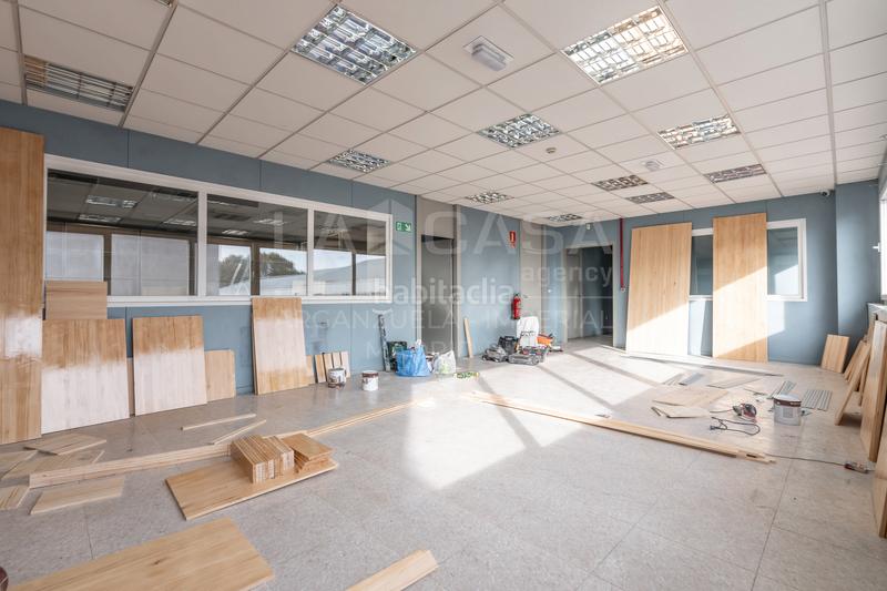 Foto ffb297d4-5f19-4214-a781-eeee30426841. Industrial building in Leganés norte Leganés