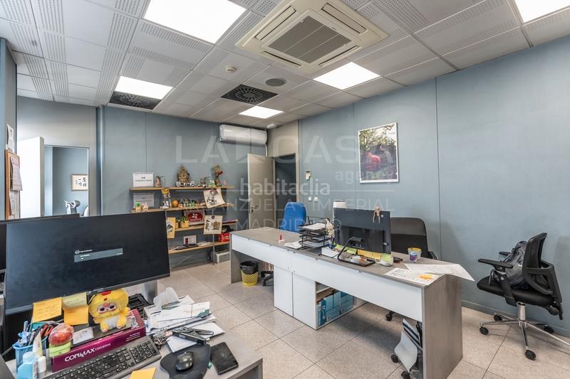 Foto ef510bfb-6425-454f-af5b-2e0c5fe40db0. Nau industrial a Leganés norte Leganés