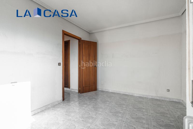 Foto bb0eb9ad-ffb9-4877-94dd-bc7a5baab1d4. Etagenwohnung mit heizung parking in Palos de Moguer Madrid