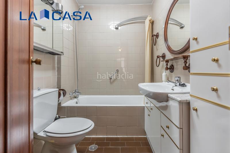 Foto d44f1328-1235-4c22-b8de-2304bdb1fd3e. Piso en Palos de Moguer Madrid