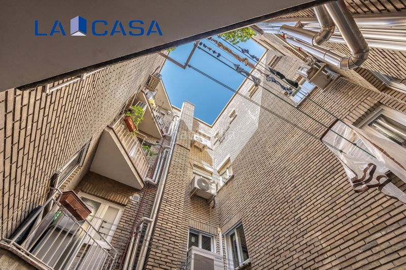 Foto d2738960-4314-43a9-8df8-7087c0c71204. Piso en Palos de Moguer Madrid