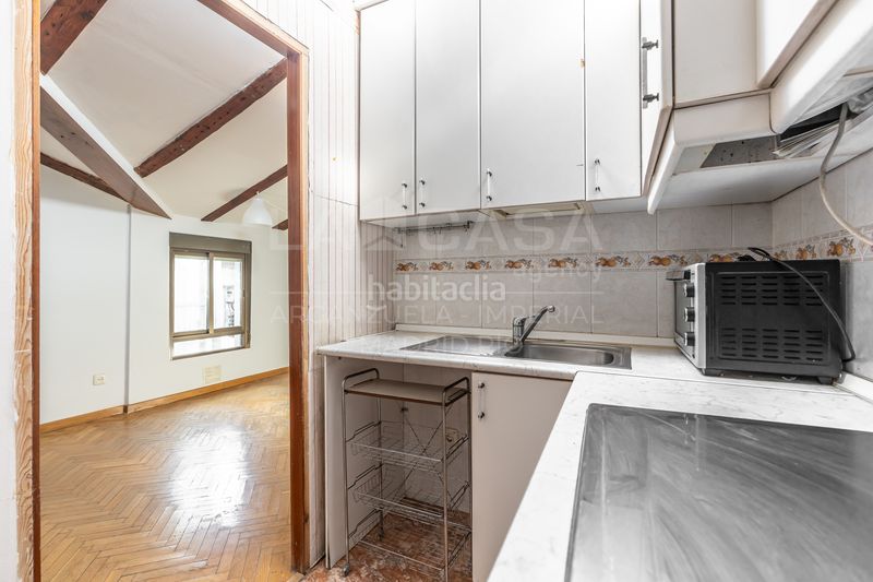 Foto aea3cd4e-3b02-4591-b1f8-592ca666e46c. Piso en Palacio Madrid