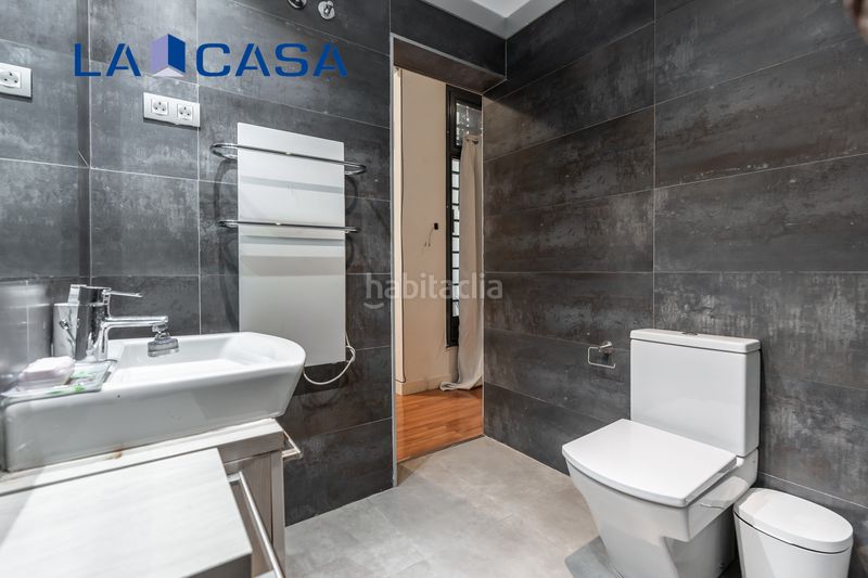 Foto 418993ea-c689-46a5-a76d-51ad57350412. Dúplex amb calefacció a Acacias Madrid